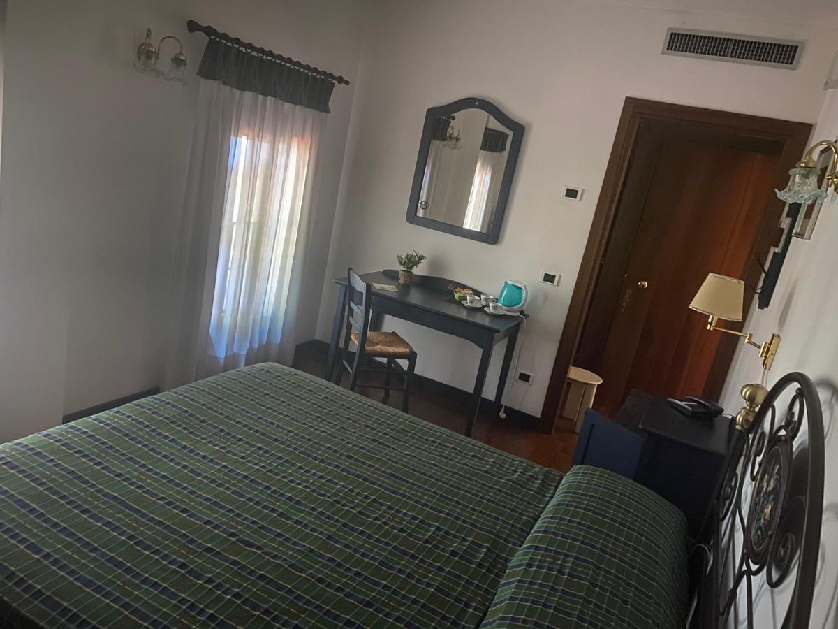 Albergo La Bersagliera Noventa di Piave Buitenkant foto