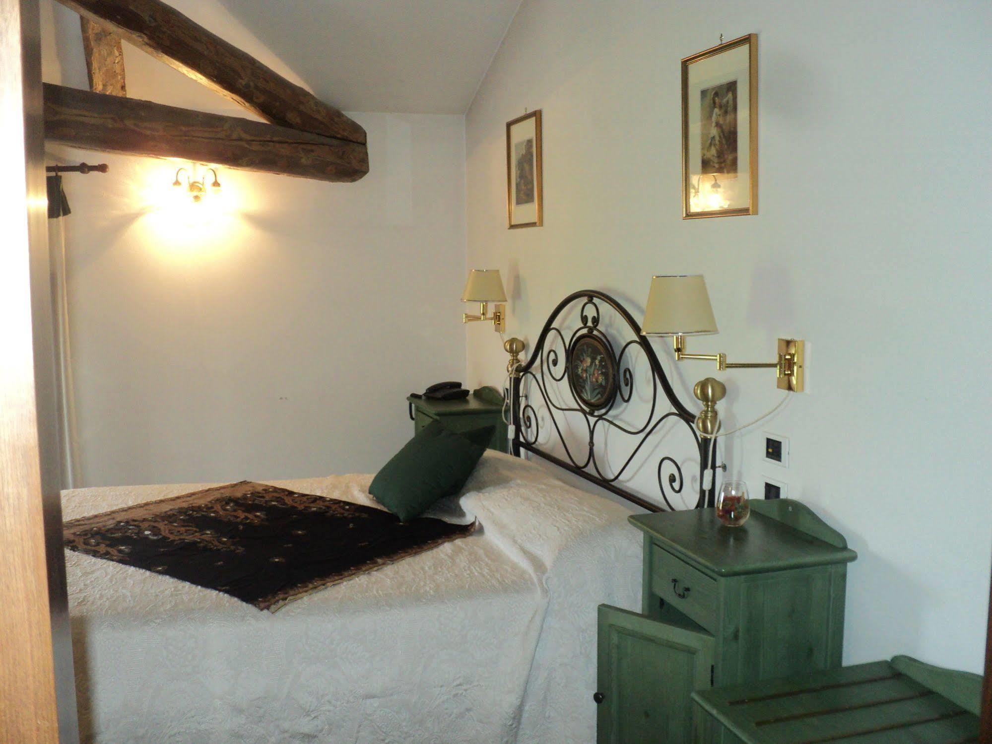 Albergo La Bersagliera Noventa di Piave Buitenkant foto